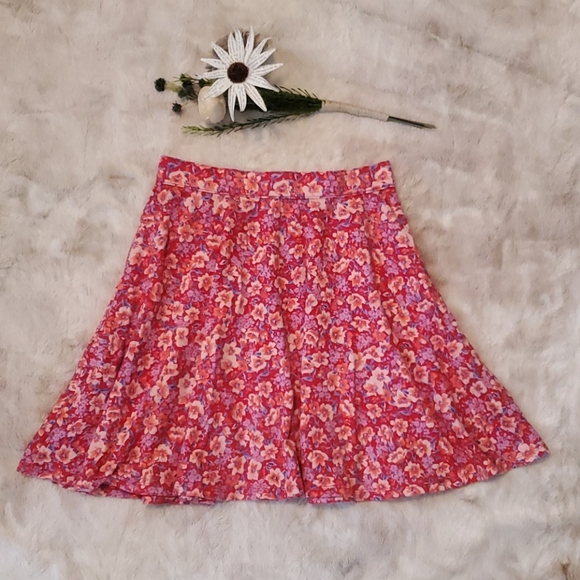 ⚘Kimchi Blue snap front flower skater button down - Picture 3 of 3